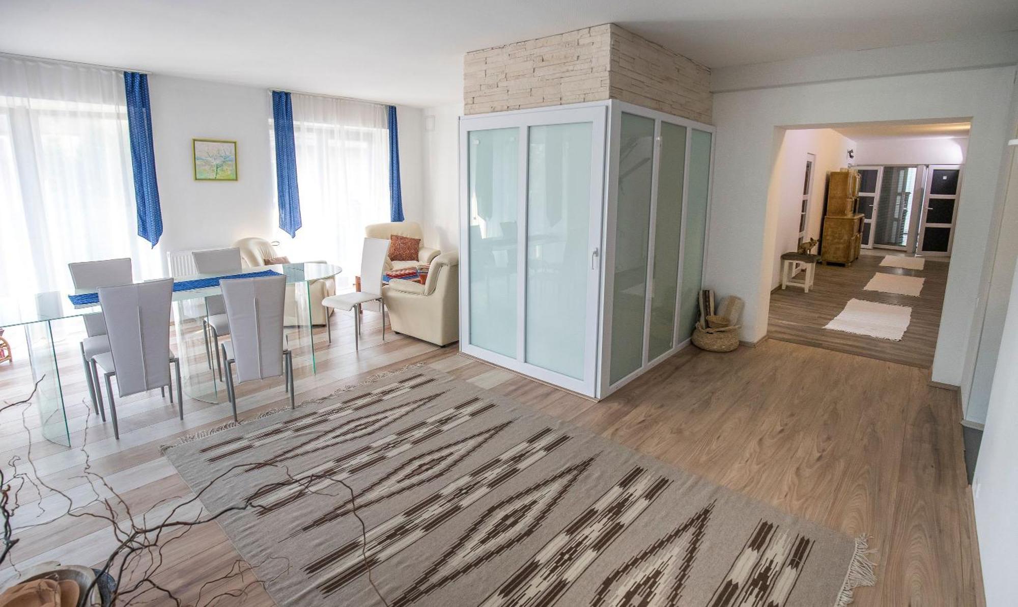 Villa Vamus Vendeg- Es Rendezvenyhaz Vámosszabadi Exterior foto